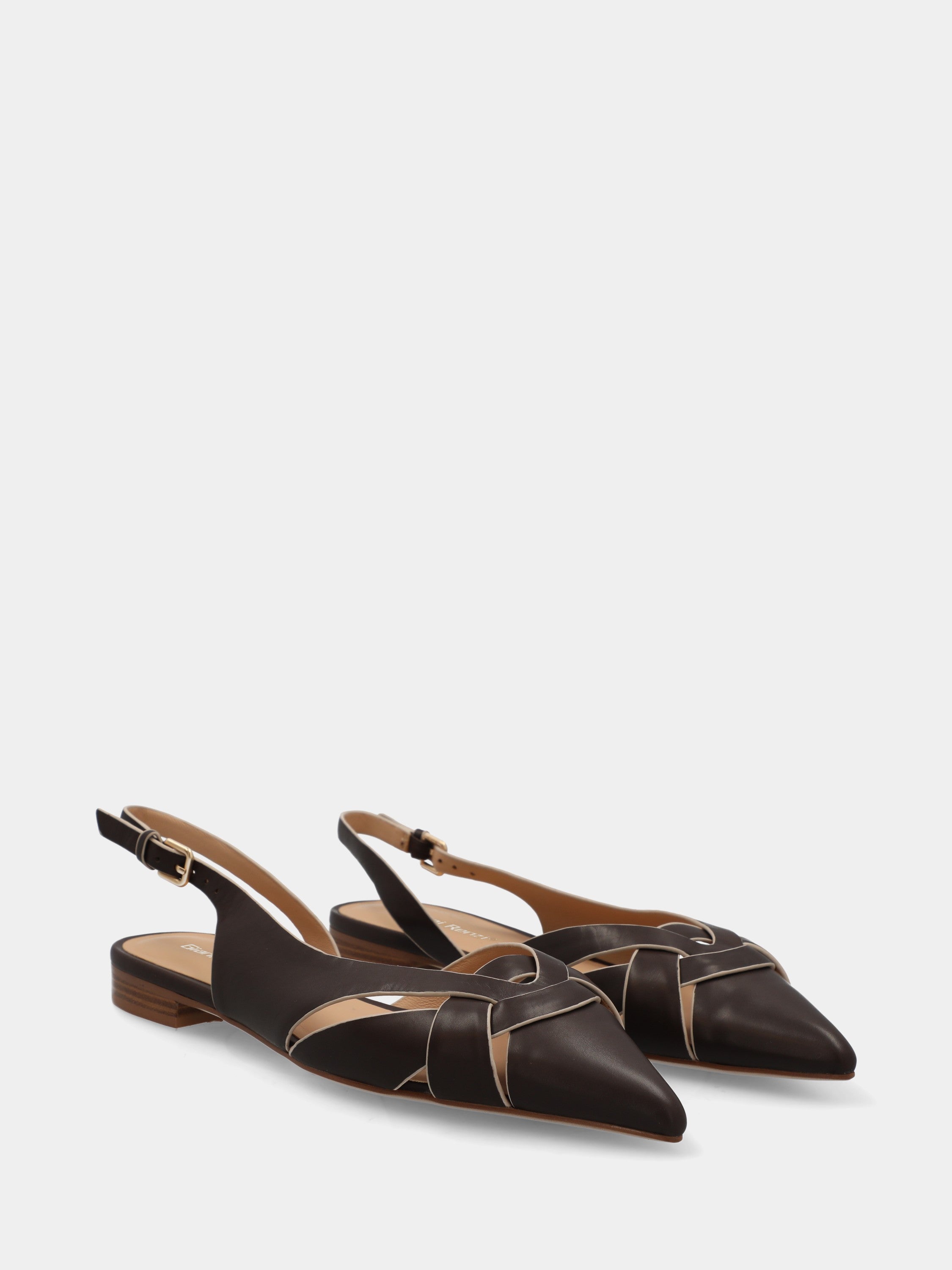 Slingback in vitello testa di moro con listini incrociati