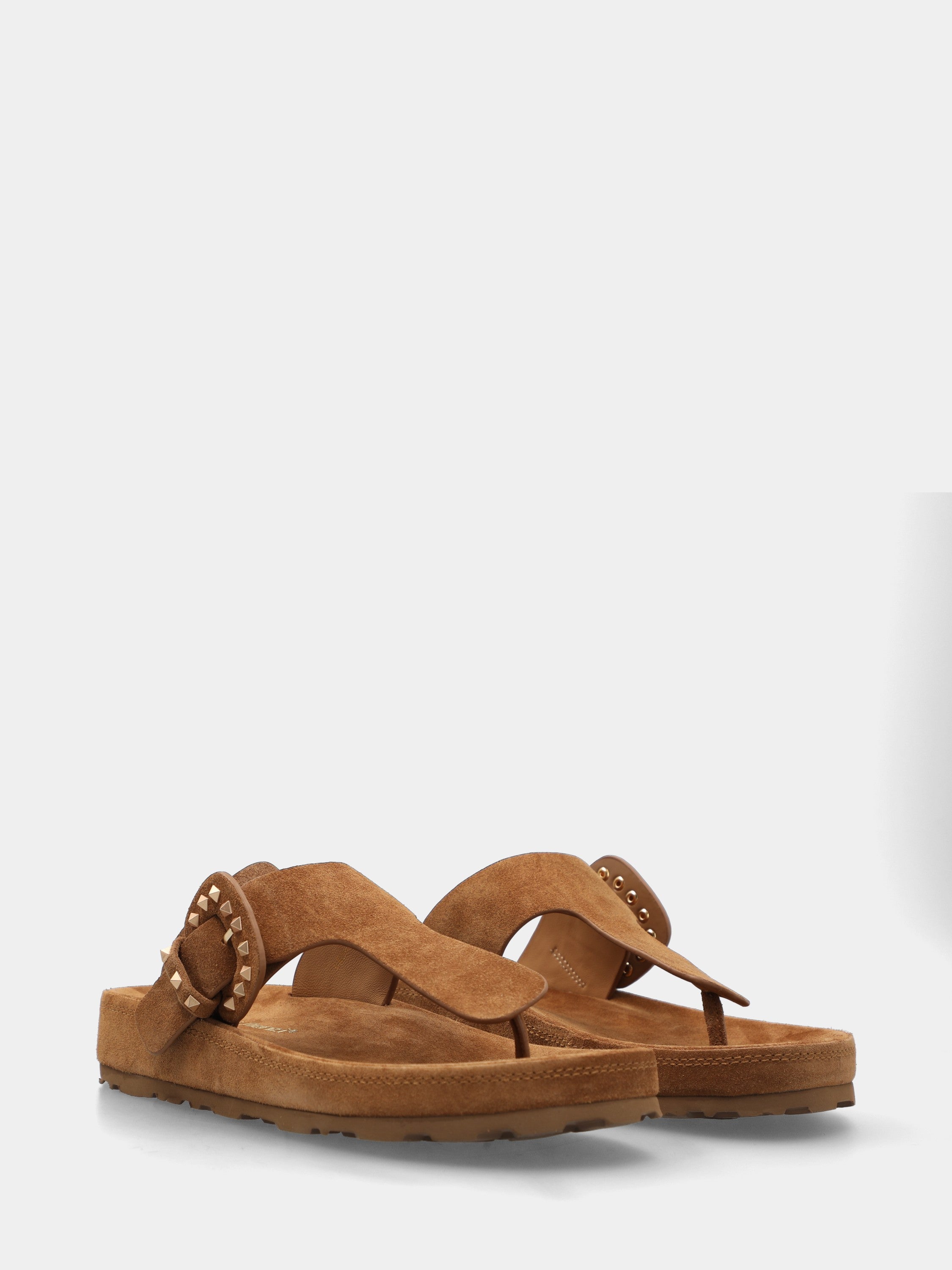 Sandalo infradito in velour beige con borchie a piramide