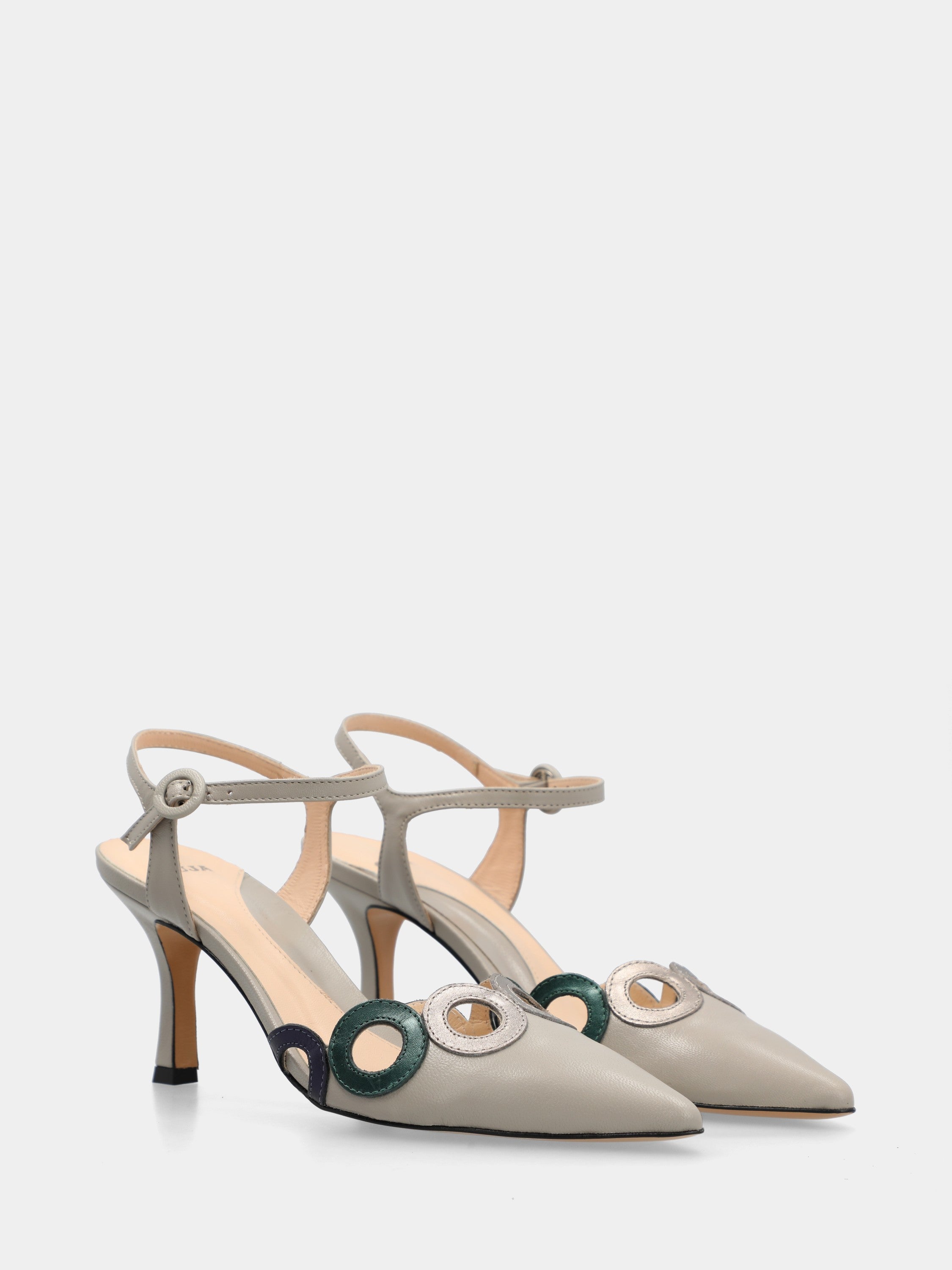 Escarpin slingback en nappa grise avec talon creux en forme de queue