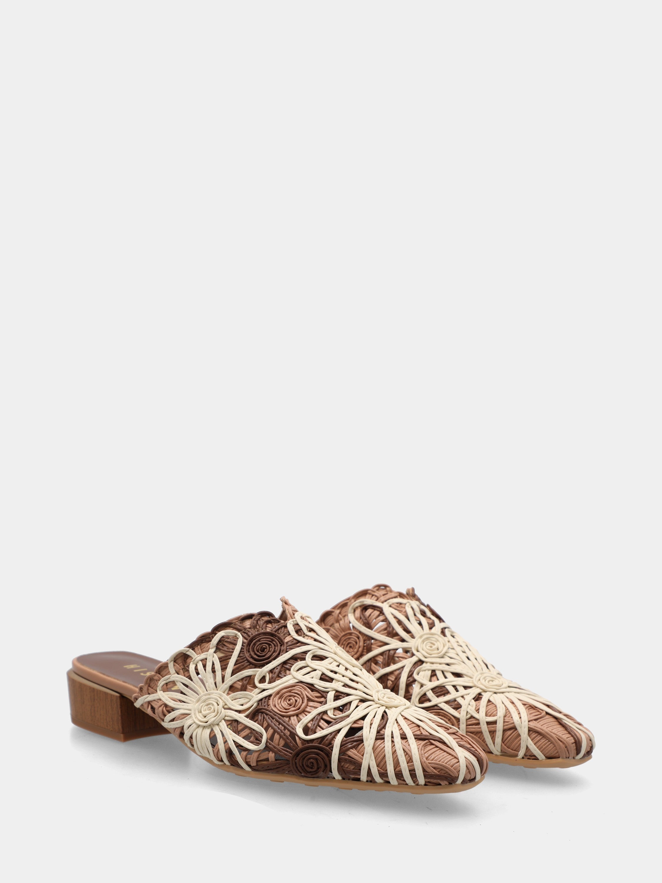 Sabot in raffia multicolor con fiori di nastro