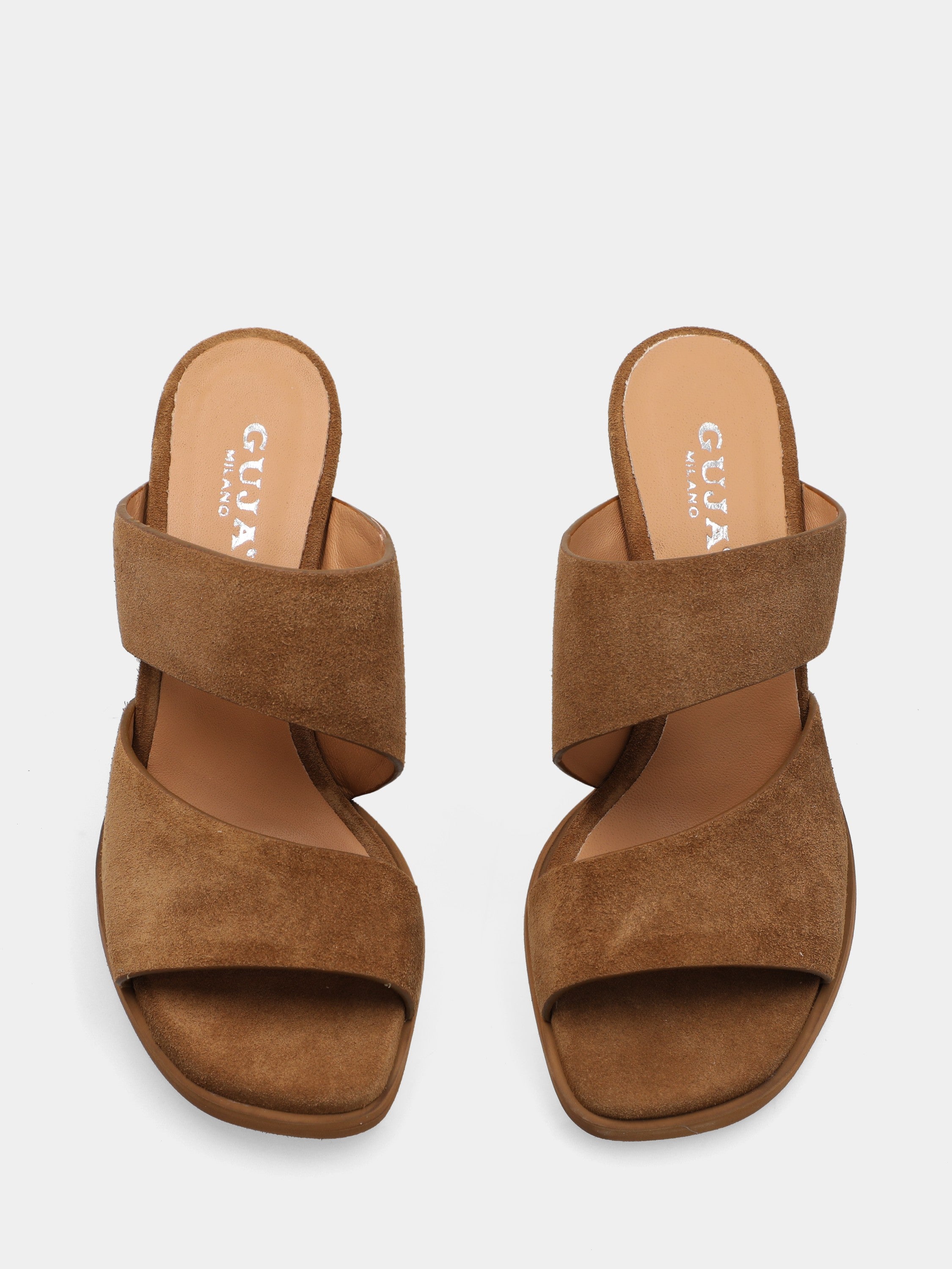 Sandalo in velour marrone con tacco a blocco