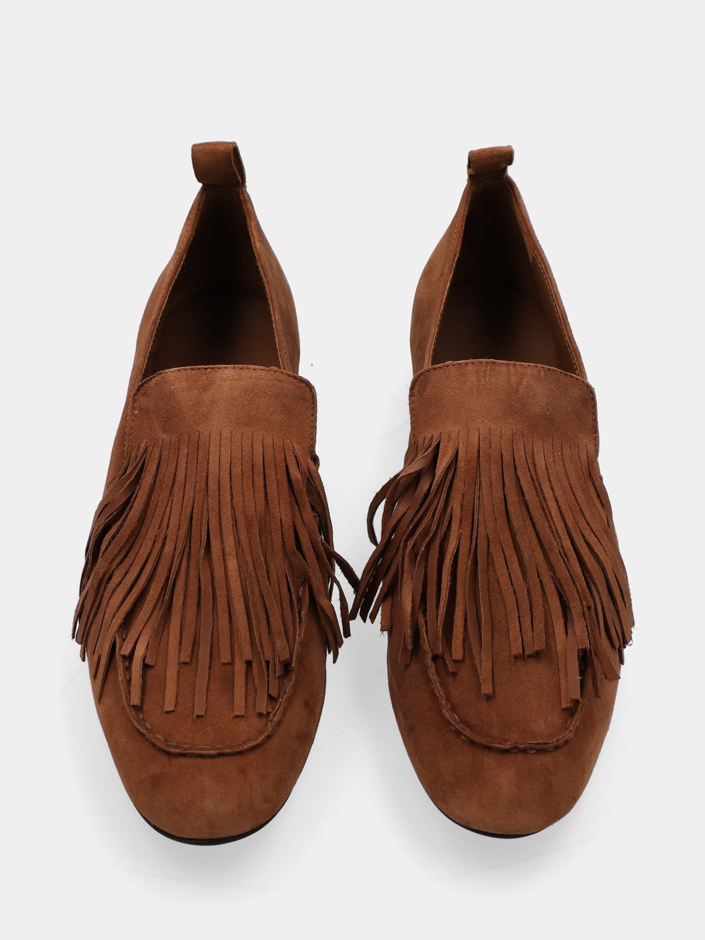 Leather suede moccasin with fringe and round toe