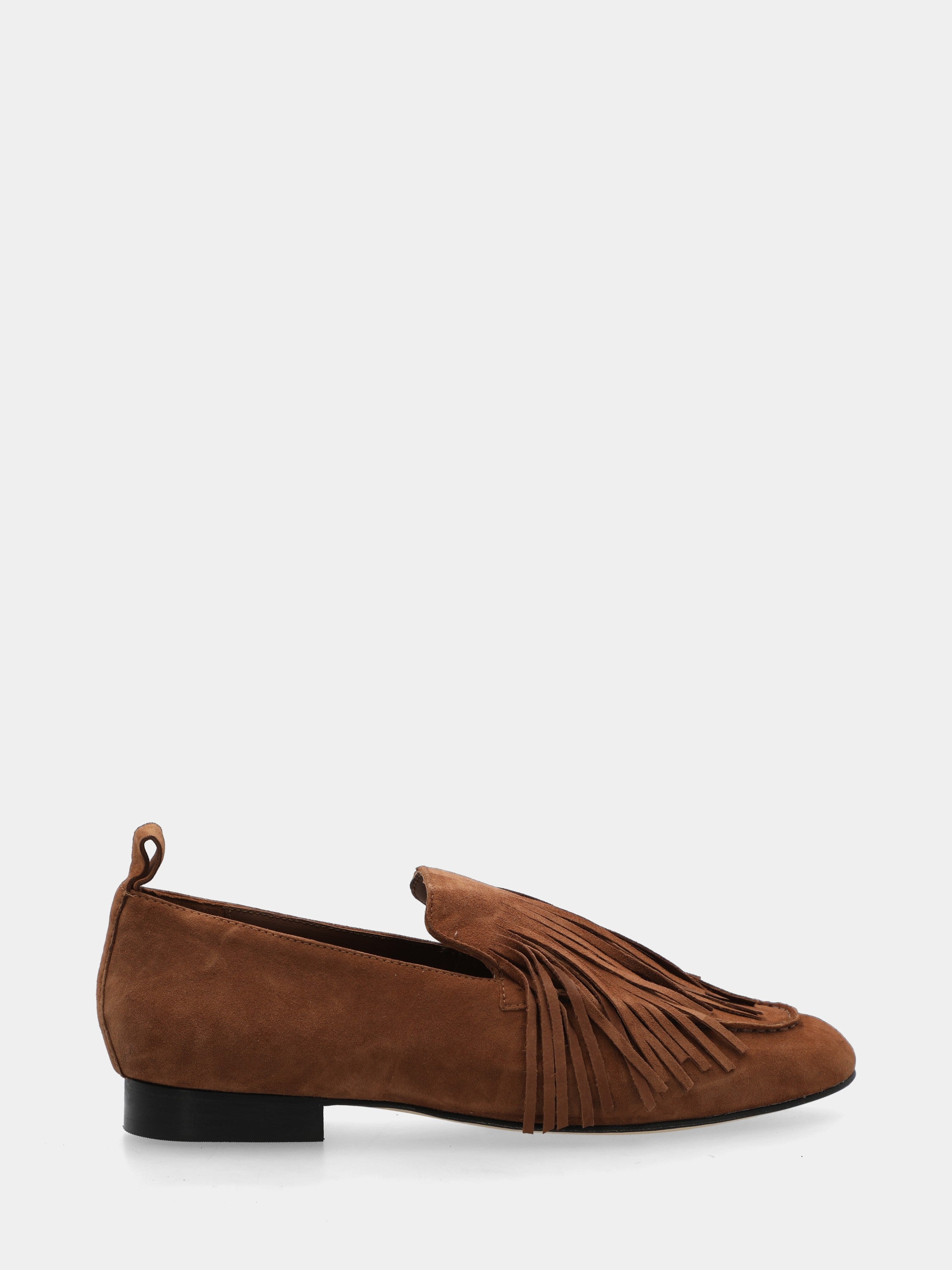 Leather suede moccasin with fringe and round toe