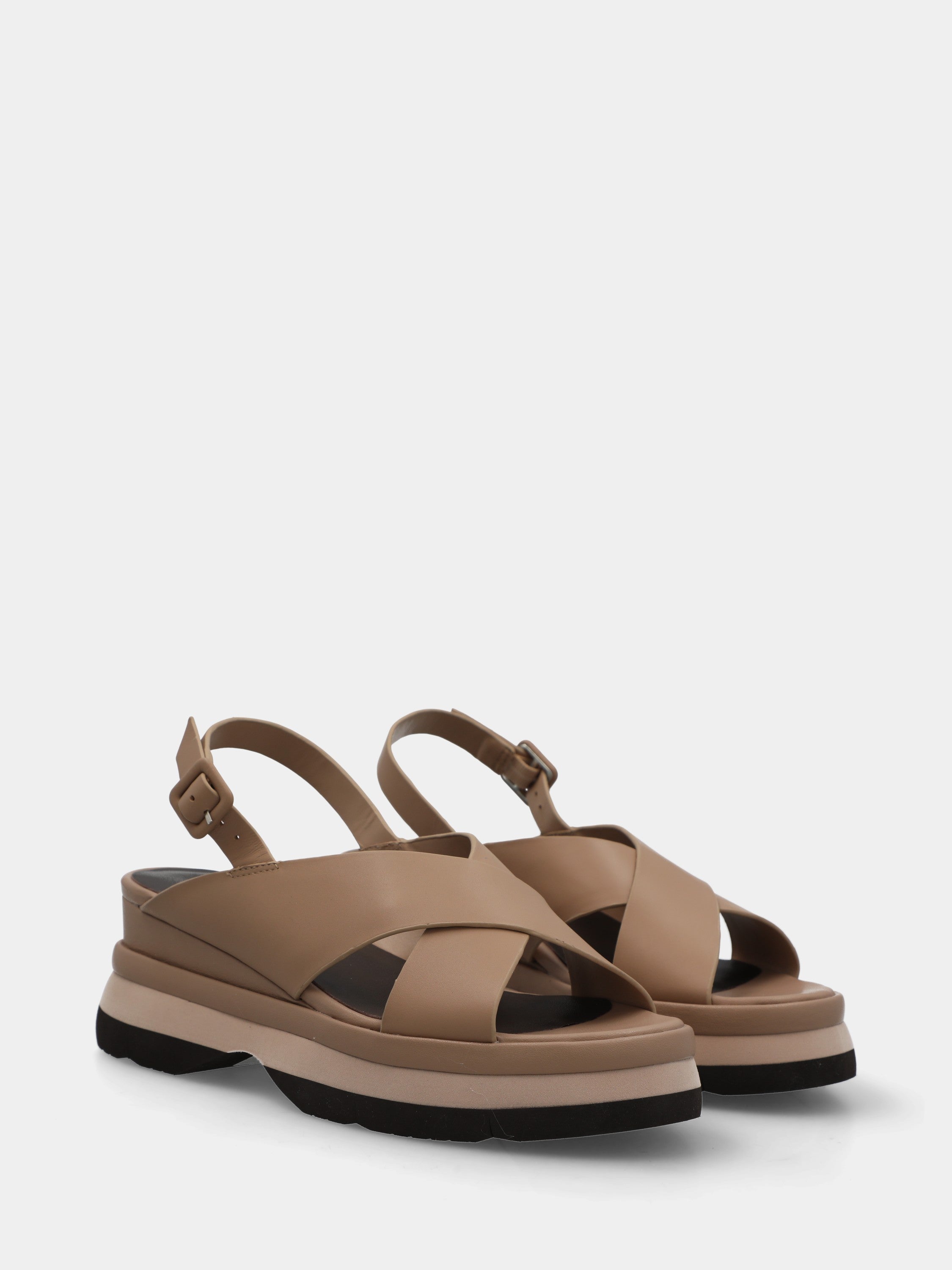 Sandalo in nappa beige con fasce incrociate