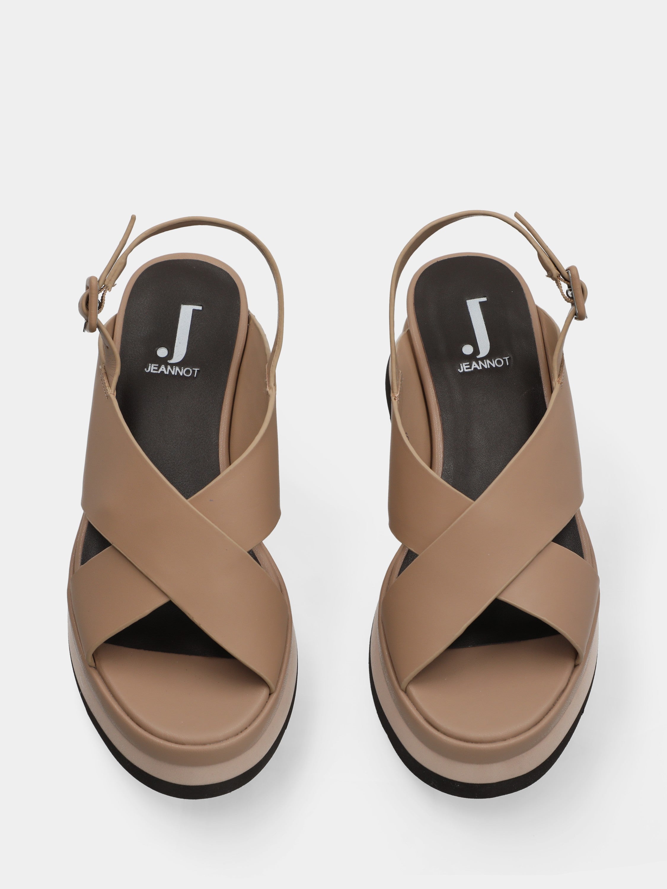 Sandalo in nappa beige con fasce incrociate