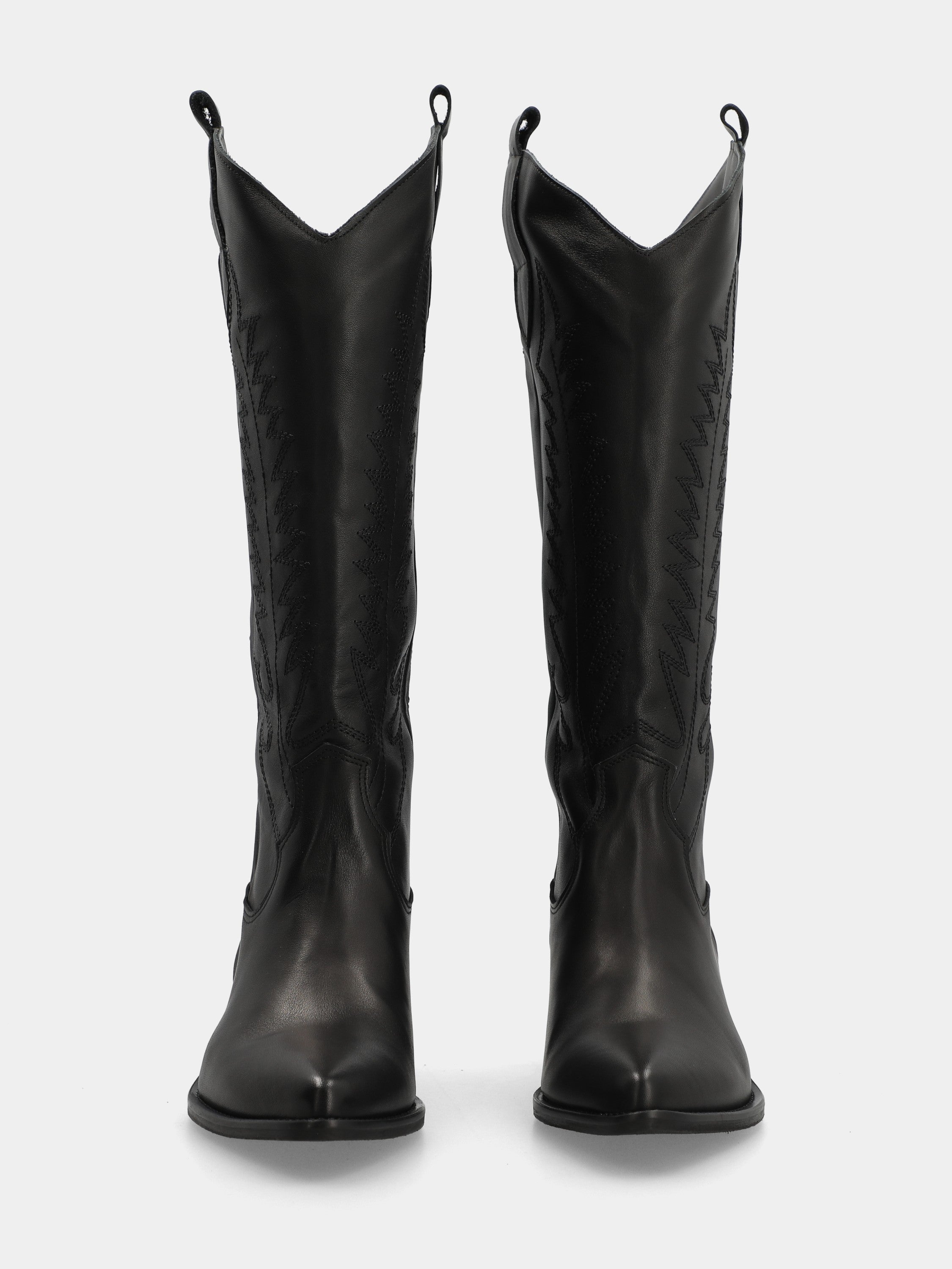Bottes western en veau noir avec broderie sur la tige