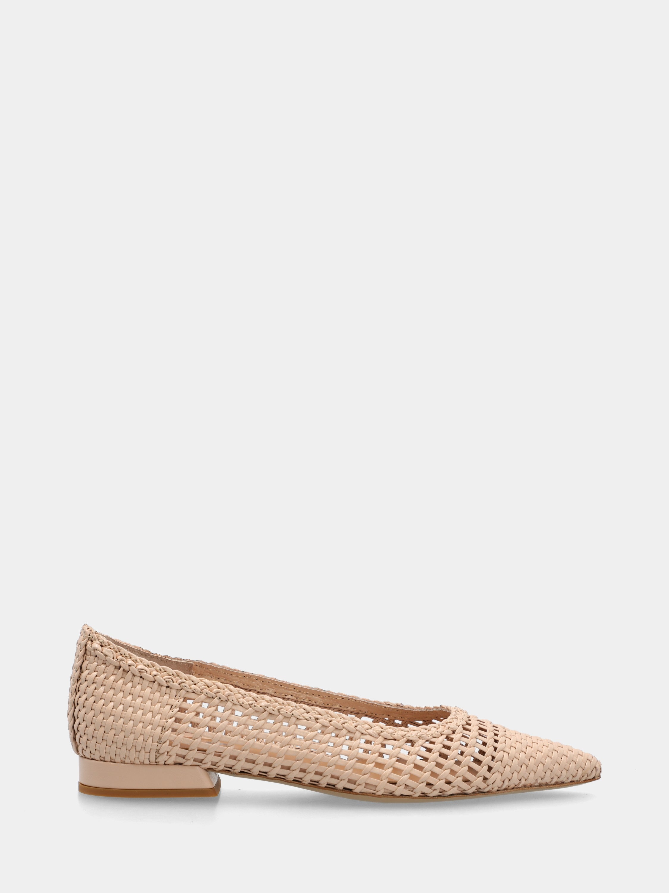 Beige woven nappa ballet flat with pointed toe