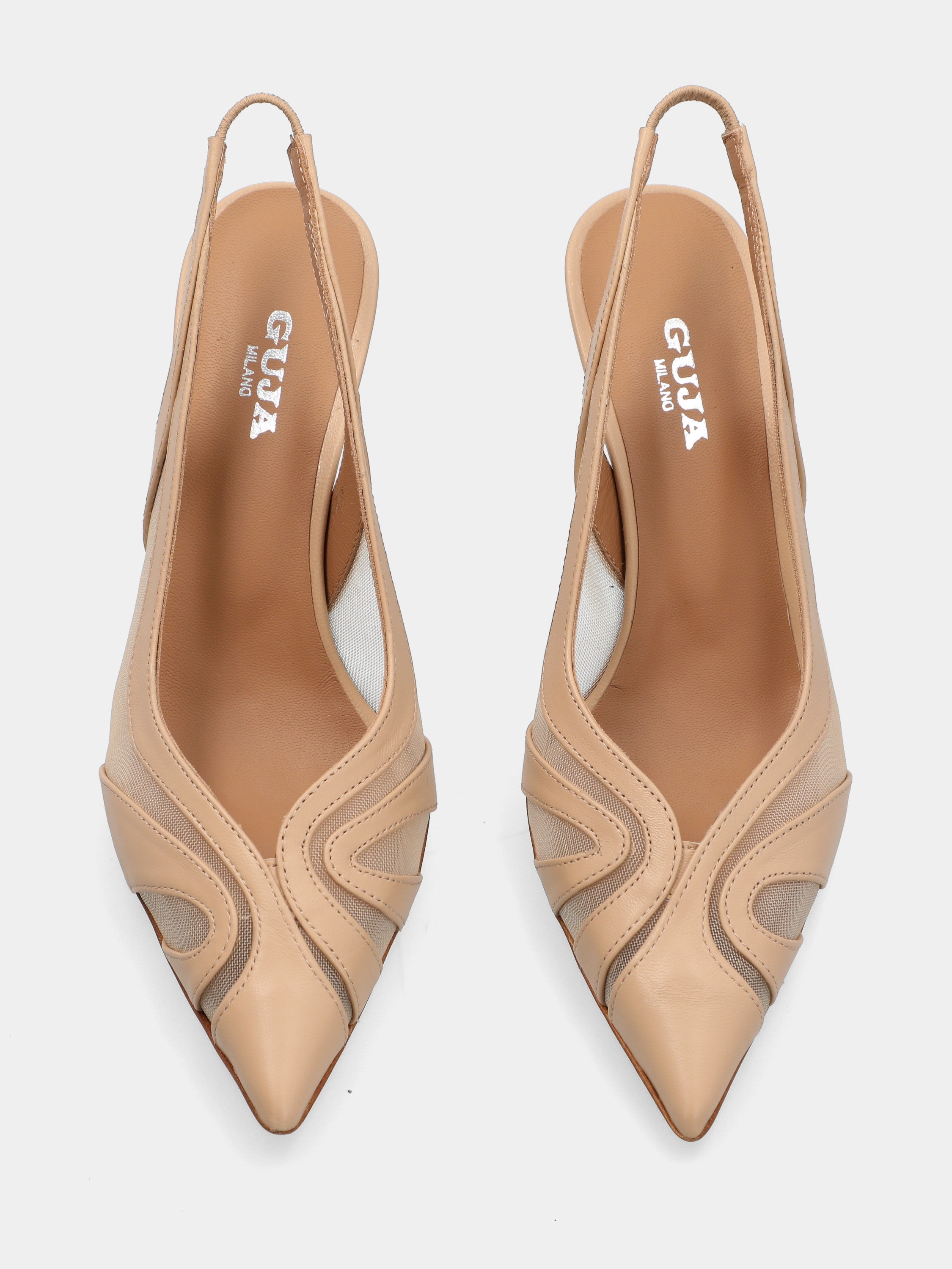 Slingback in nappa beige con tacco a martello e inserti in rete