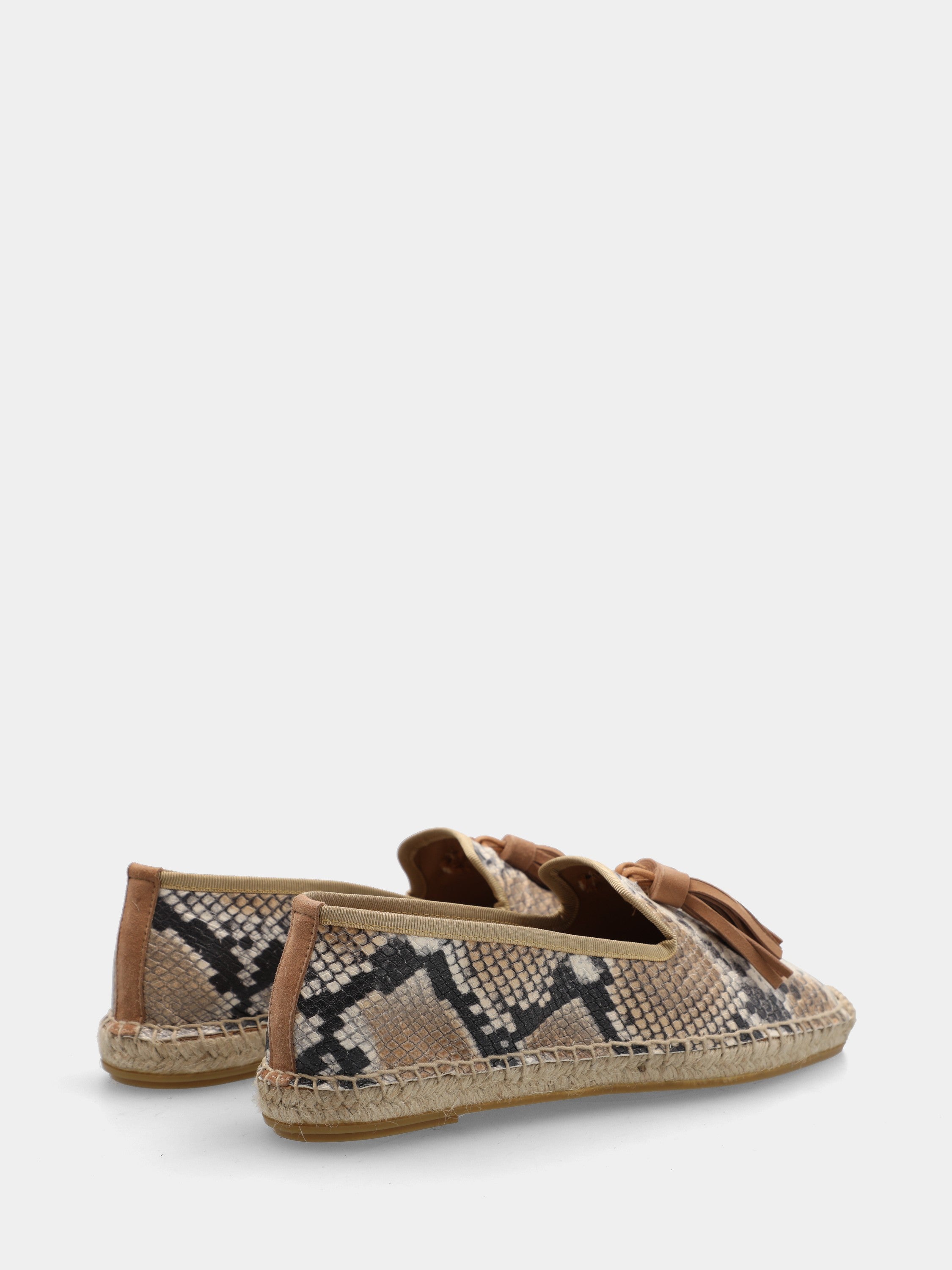 Espadrillas in vitello beige con nappine