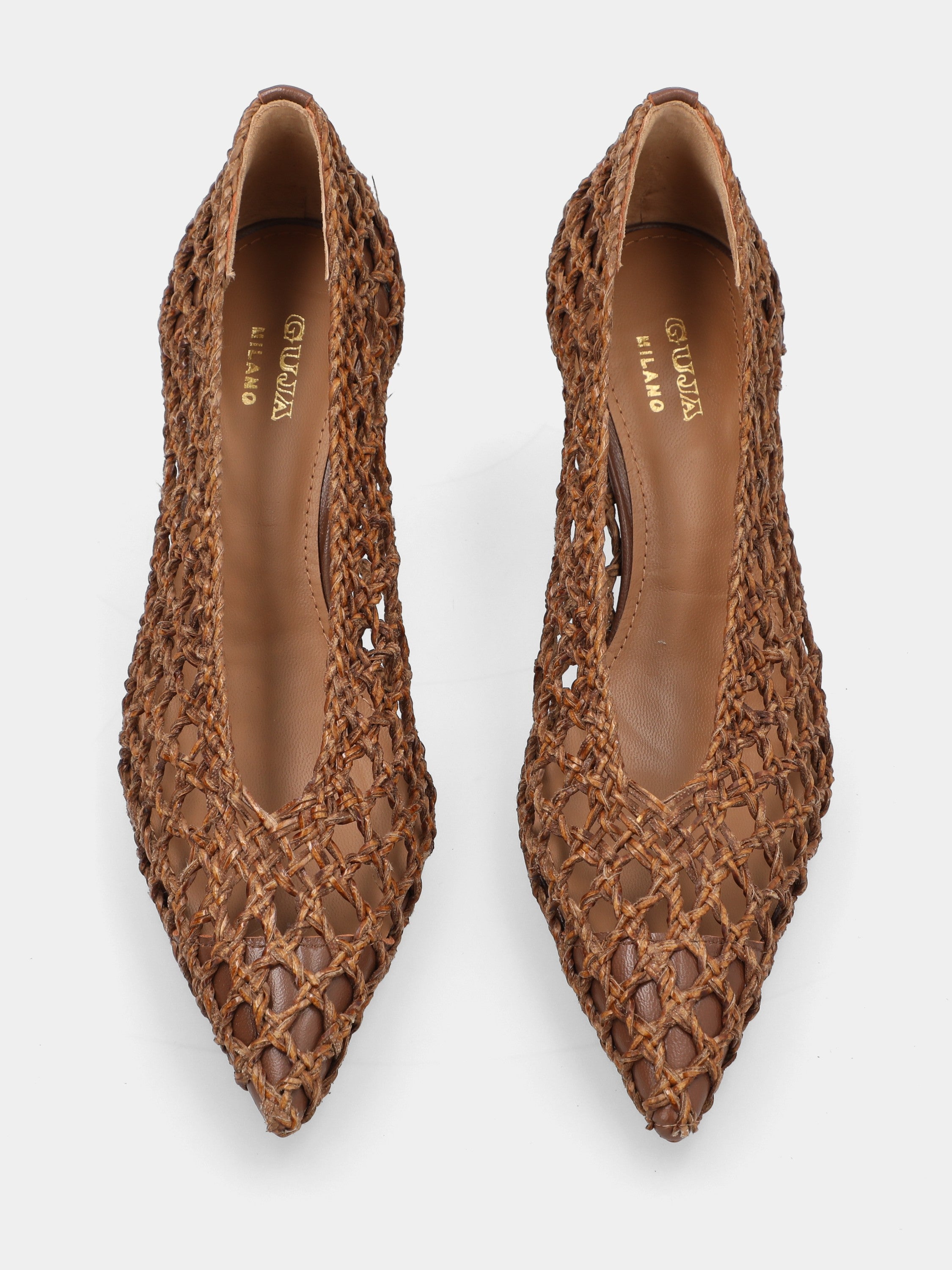 Décolleté in raffia cuoio con tomaia intrecciata