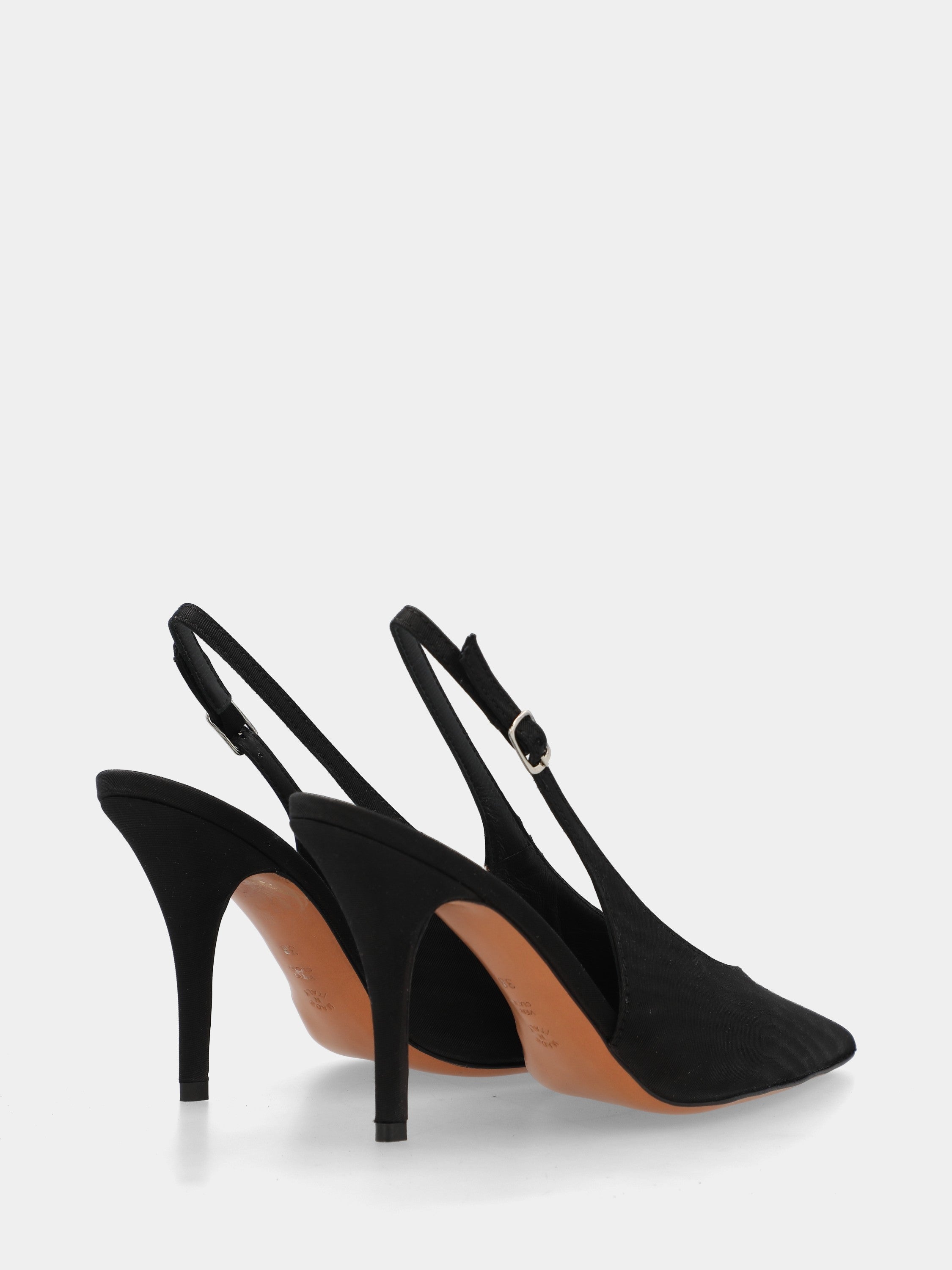 Slingback in tessuto nero con scollo a uovo e tacco conico