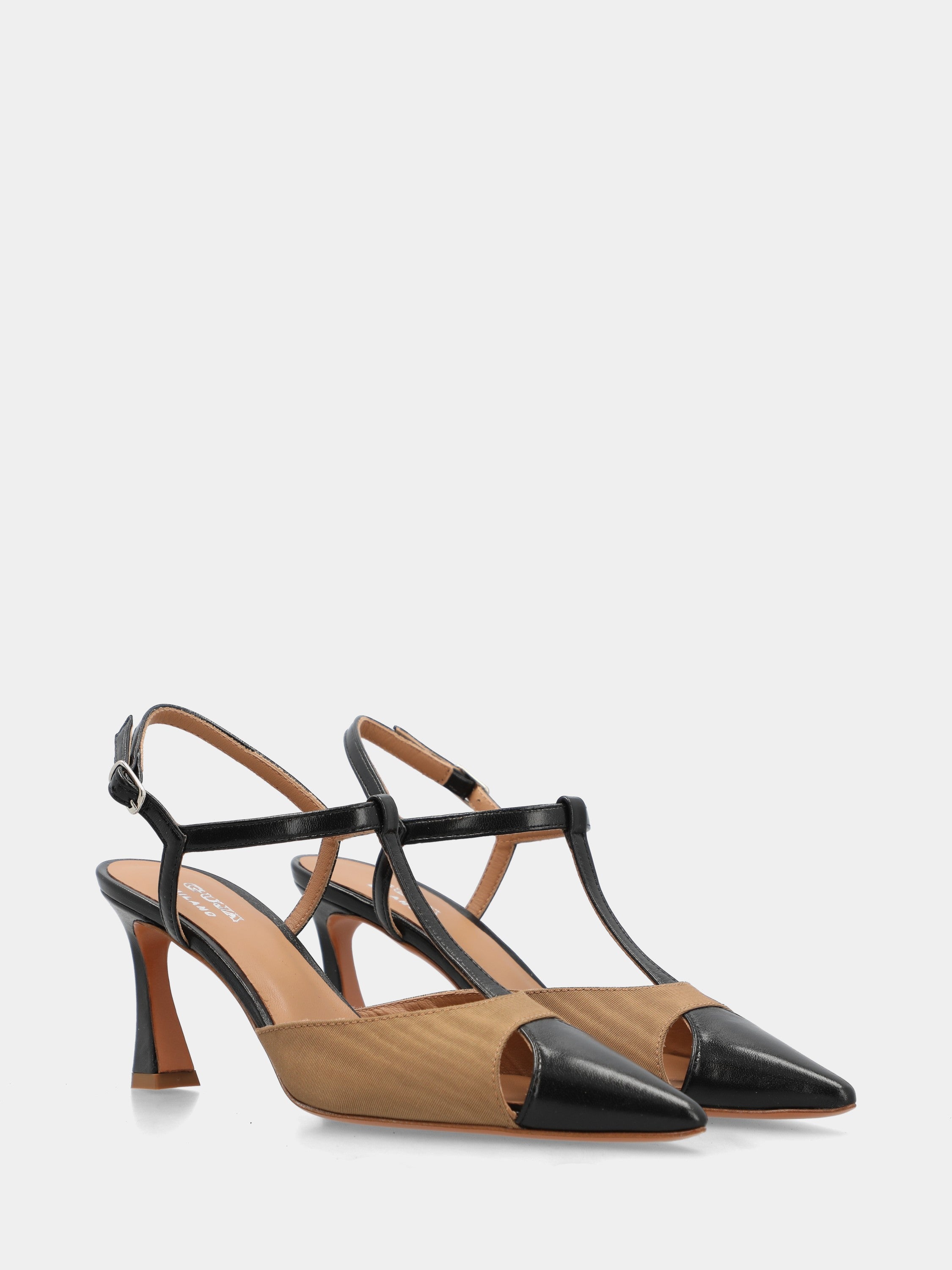 Slingback T-bar in hazelnut fabric and black leather with pointed toe