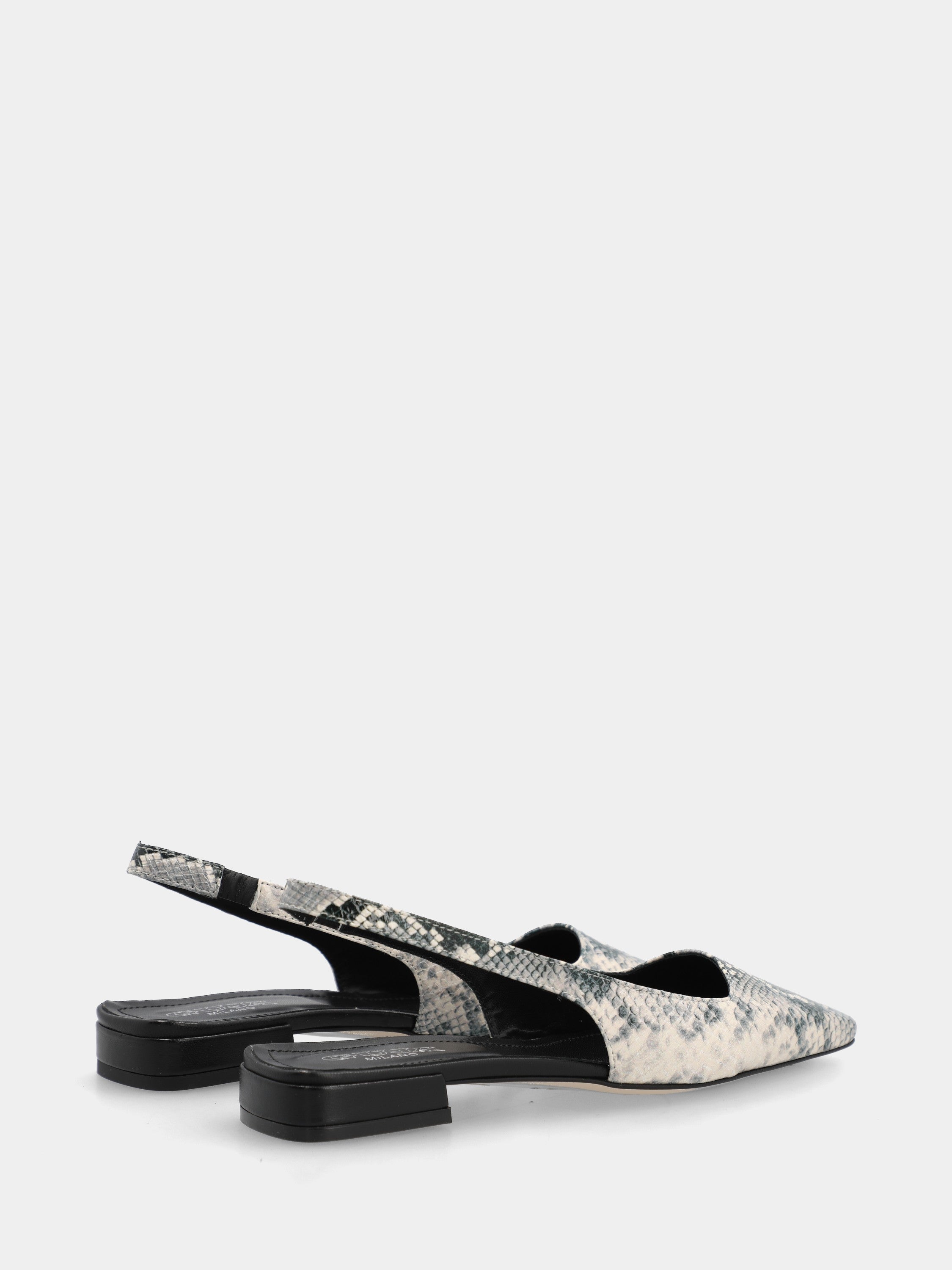 Slingback in vitello stampato pitone sui toni del grigio con punta quadrata