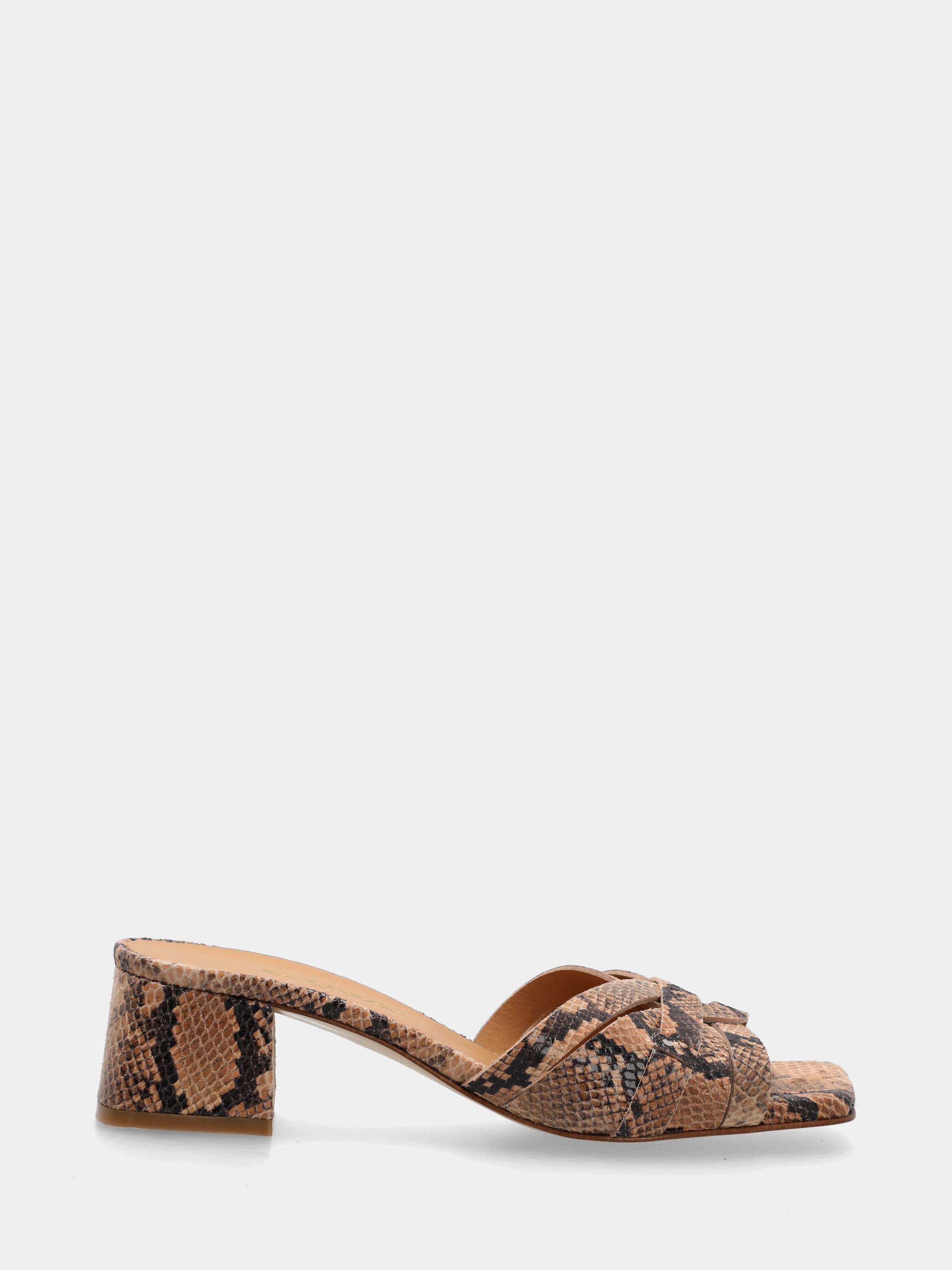 Mule en veau imprimé python beige avec talon bloc