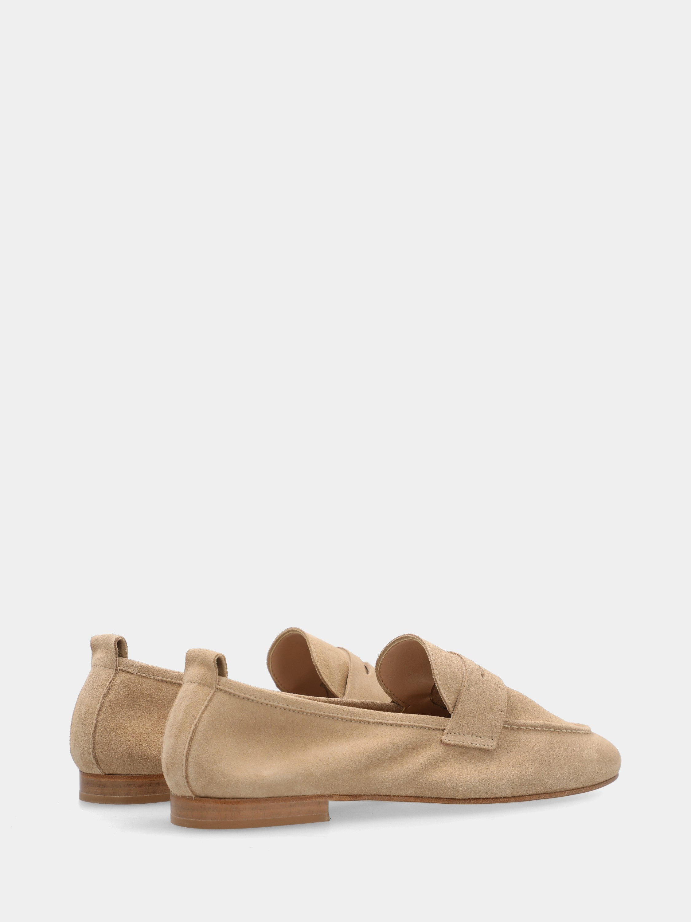 Beige velour loafer with lion's mouth mask detail