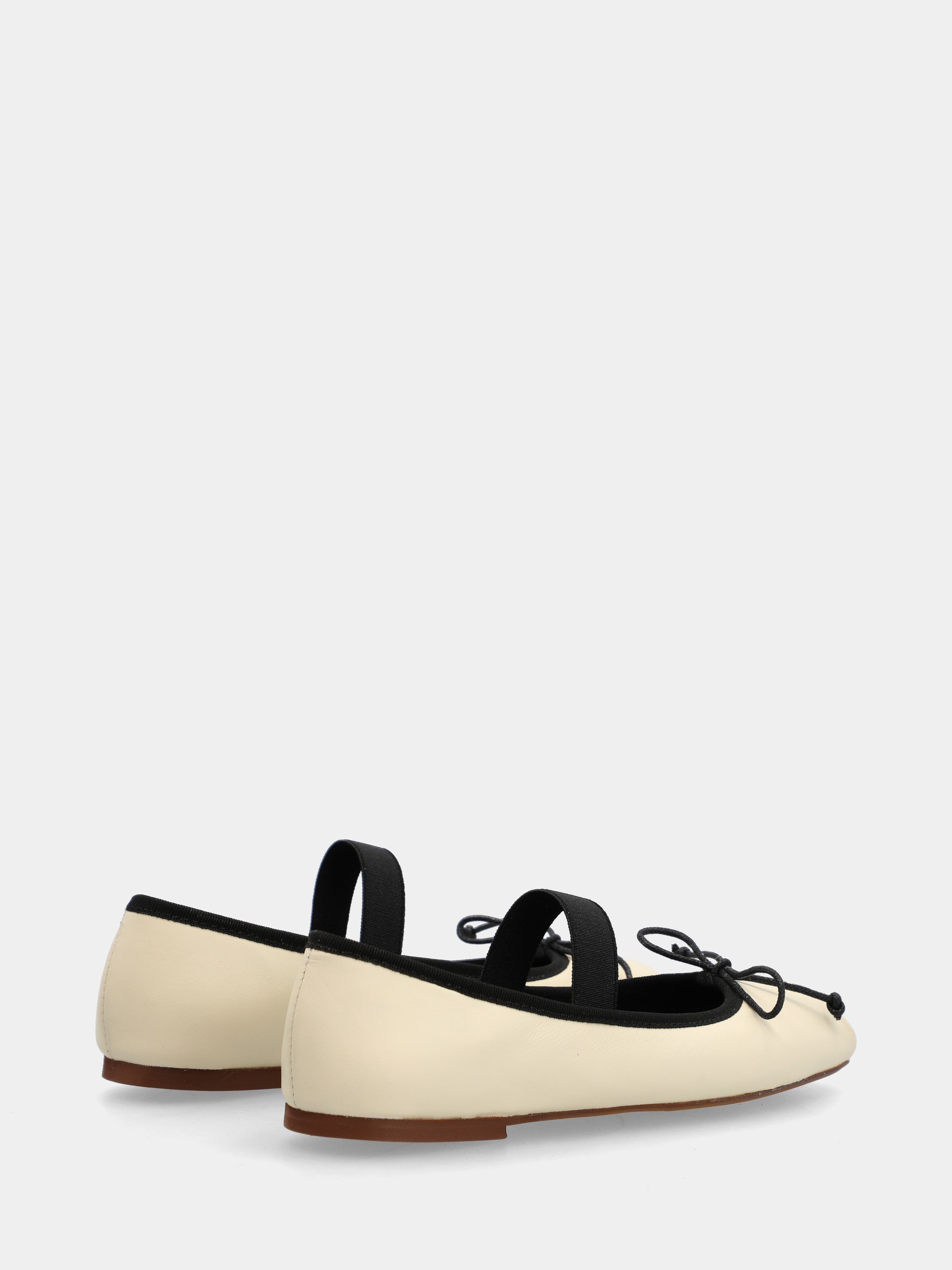 Ballerine en nappa blanc plissé avec lacet et talon 05mm