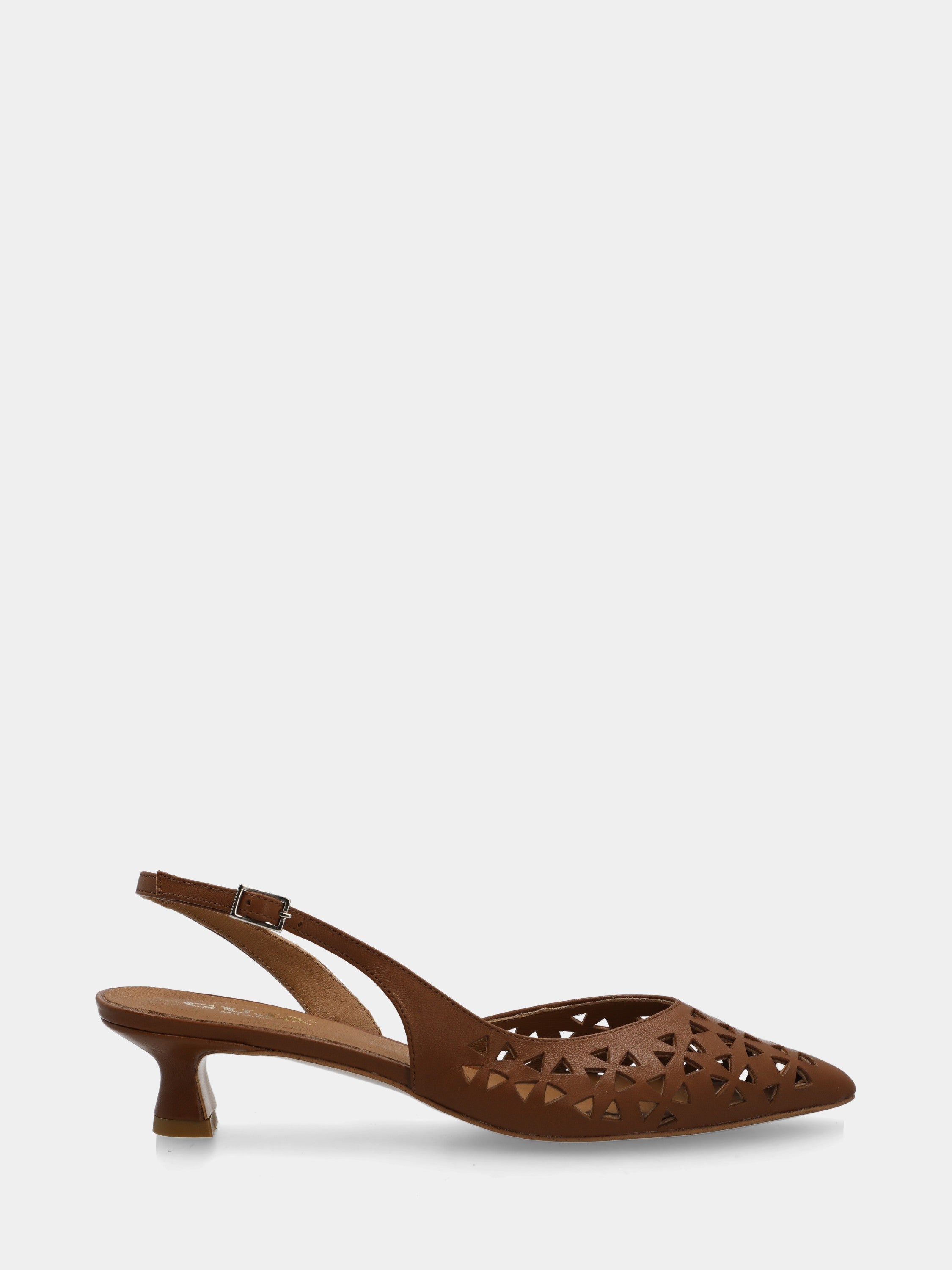 Slingback in nappa cuoio con tomaia traforata