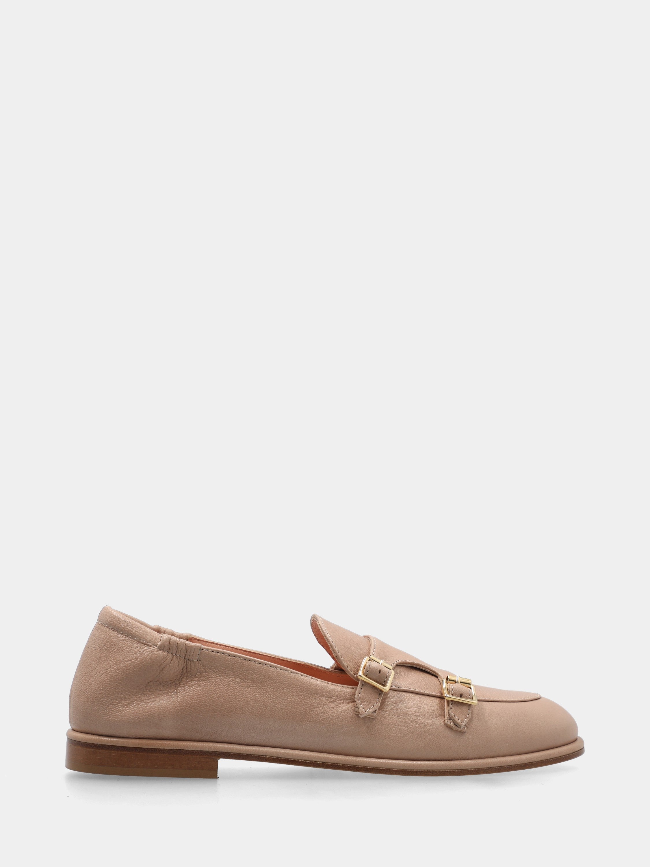 Mocassin en nappa beige avec construction sacchetto et boucles