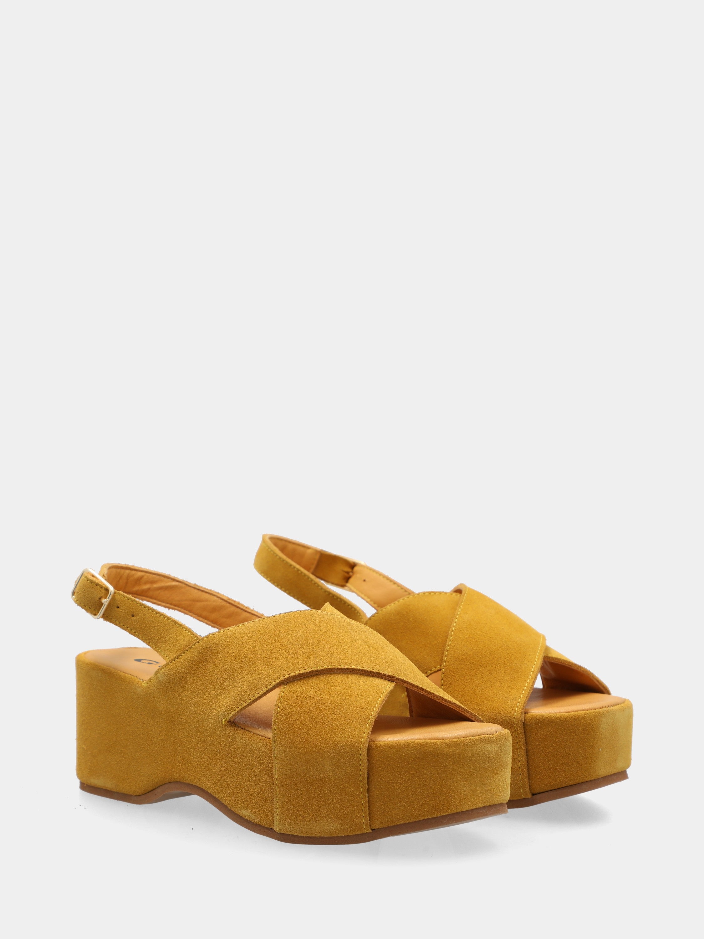 Gelber Velours-Sandalette mit gekreuzten Riemen und Plateausohle