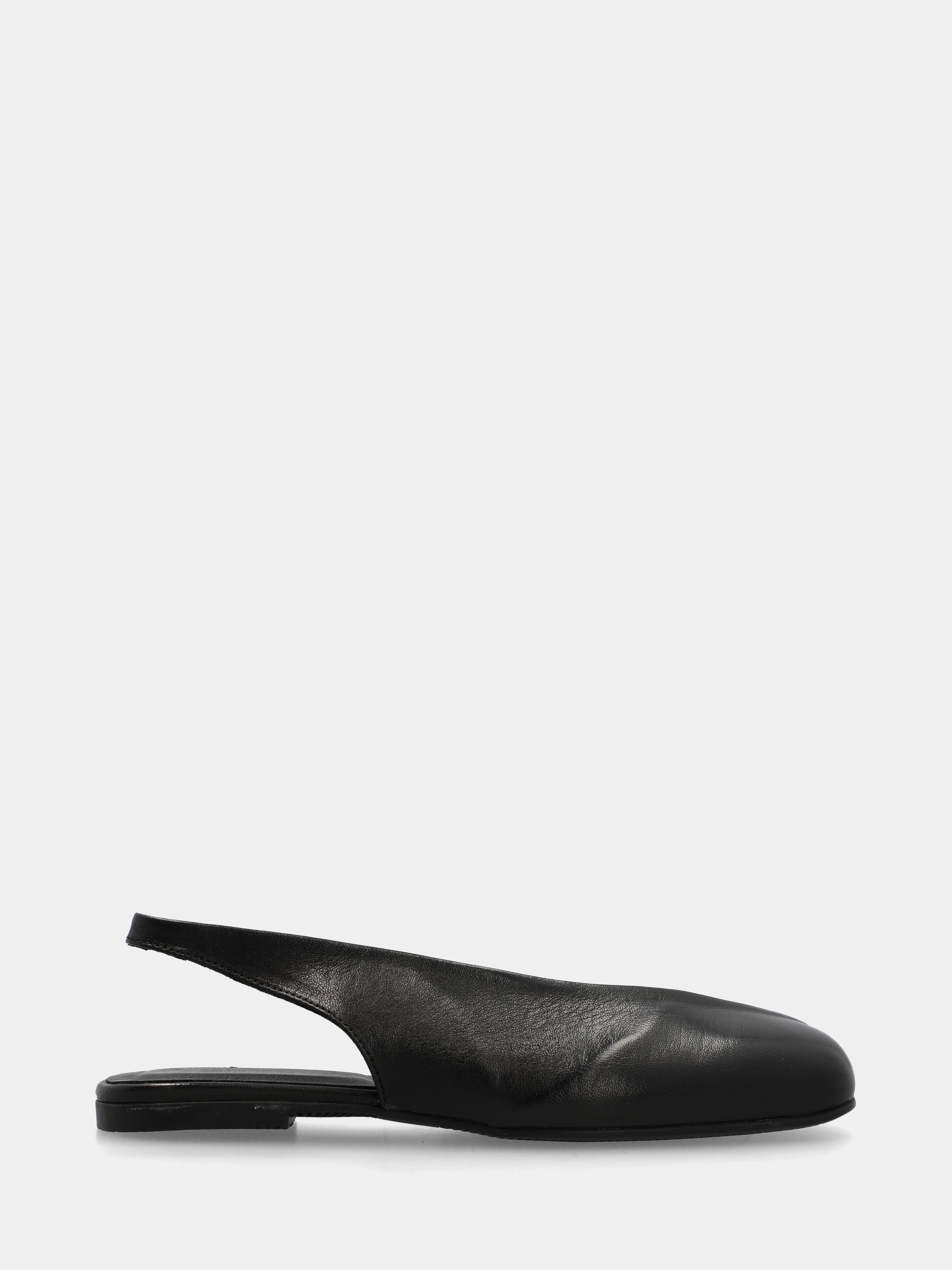 Black calfskin slingback with rounded square toe