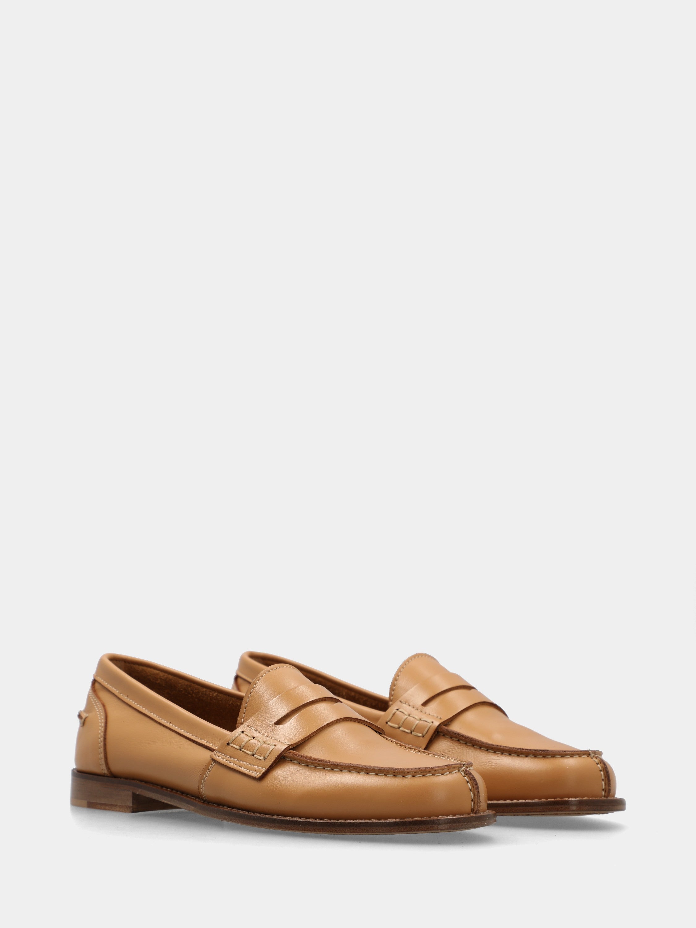College moccasin in buffed calf leather caramel
