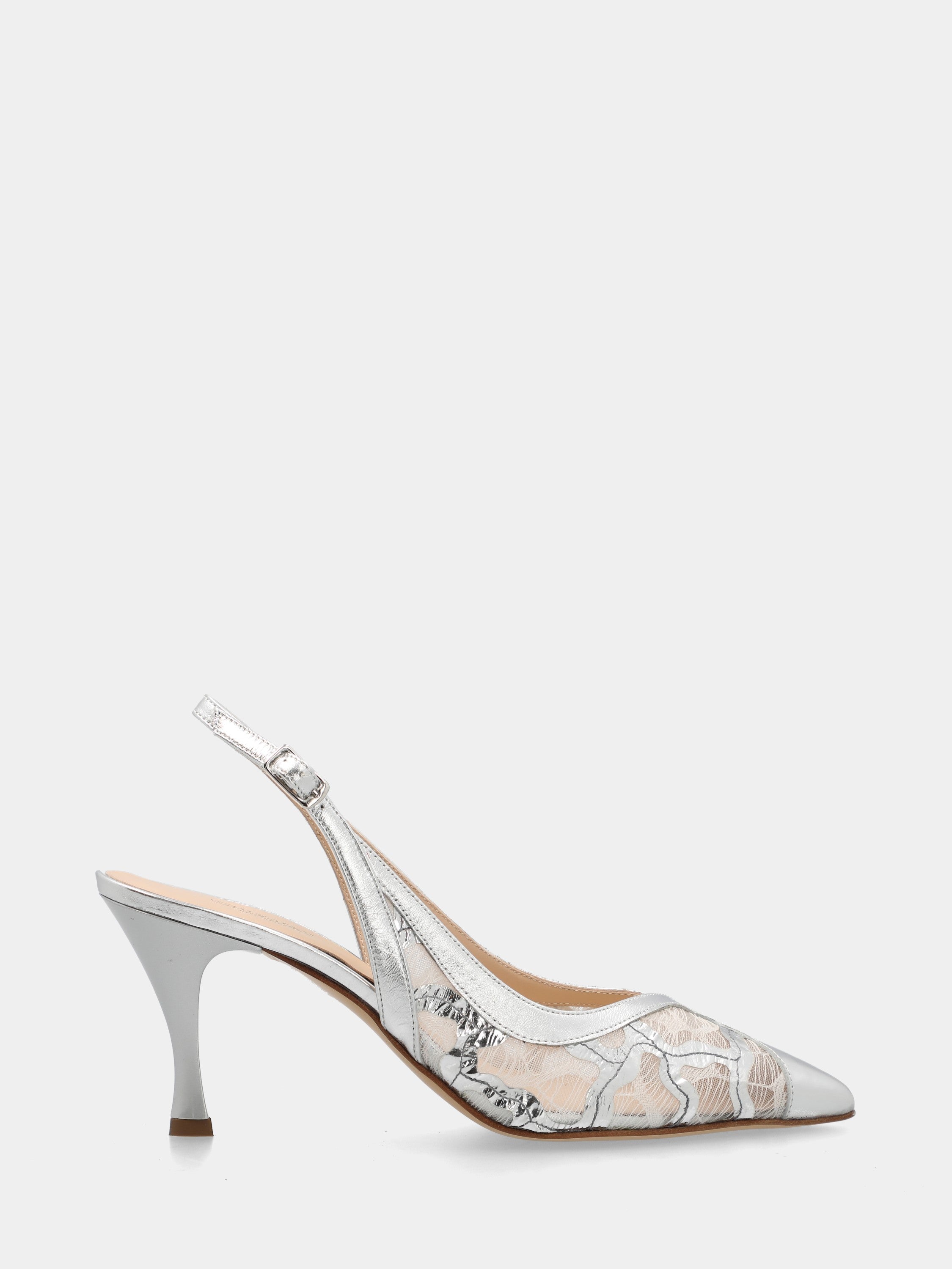 Slingback aus laminiertem Silber mit Stickereien und spitzer Spitze