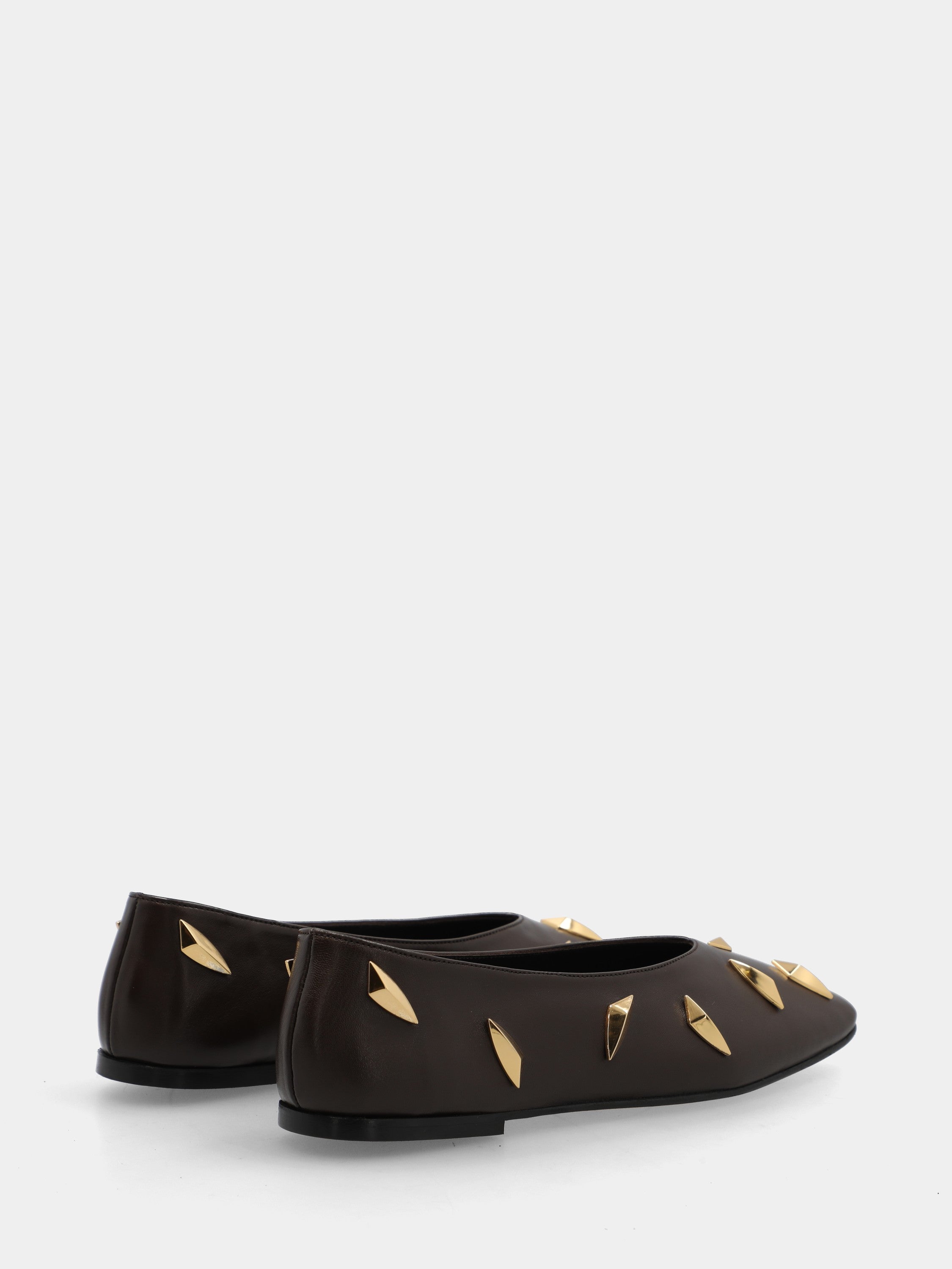 Ballet flat in dark brown nappa leather with shard studs and square toe