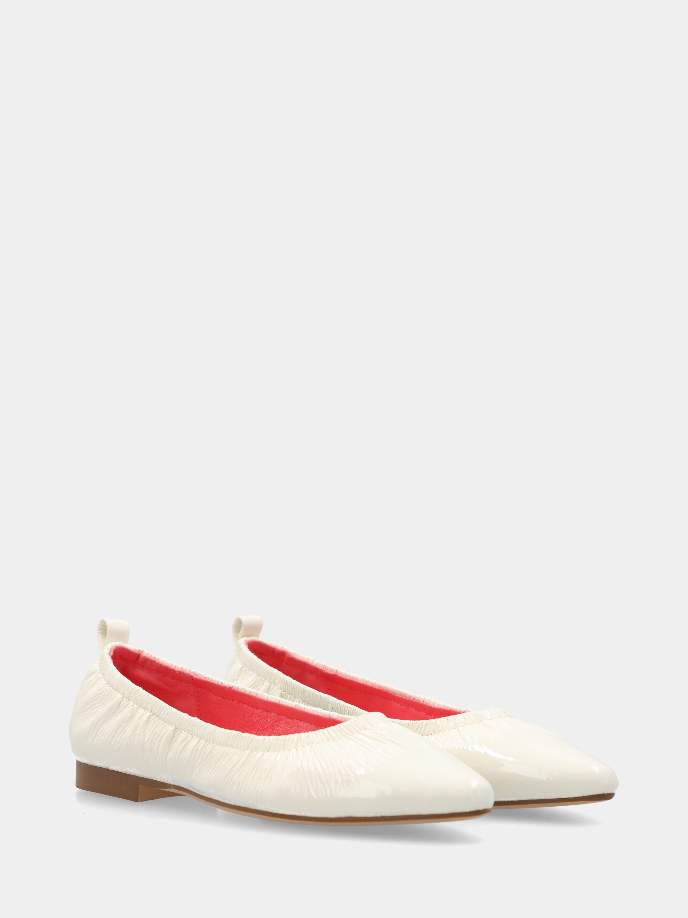 White naplak sacchetto-constructed Ballet flat with pointed toe