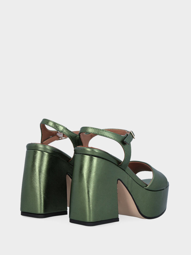 Sandalo verde laminato con plateau